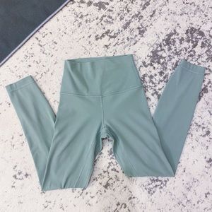 Lululemon Align 25" in Palm Court Size 2